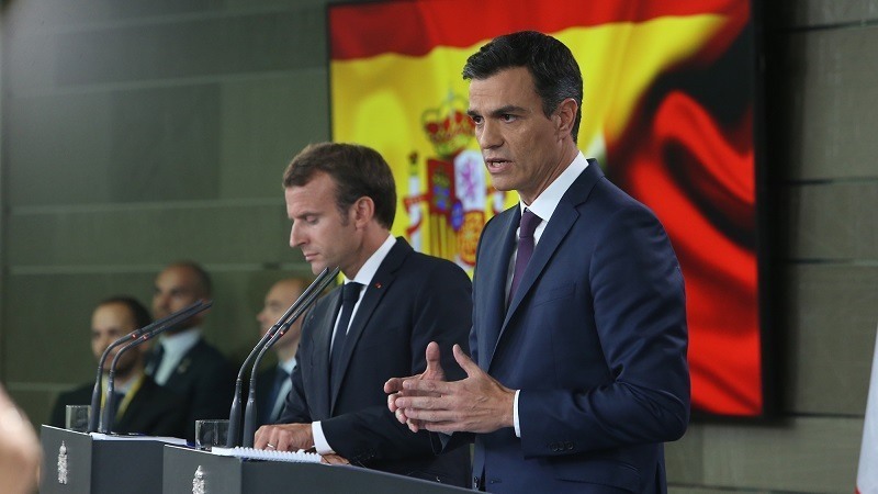 Pedro Sanchez, y el presidente de la Republica francesa, Emmaniel Macron