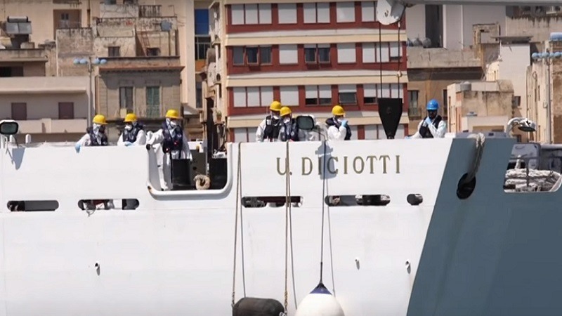 Italia insta a la UE a encontrar una solución para los inmigrantes rescatados por el buque “Diciotti”