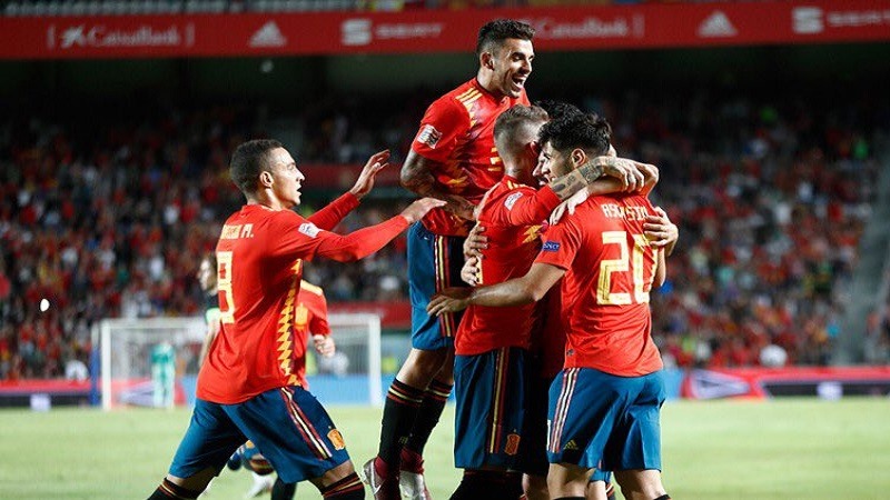 España se exhibe ante Croacia con un contundente 6-0