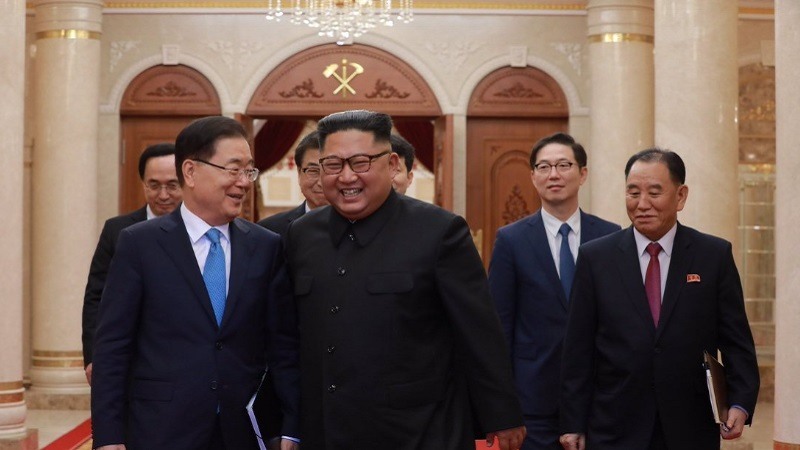 Las dos Coreas abren una “embajada” común como signo de un nuevo acercamiento