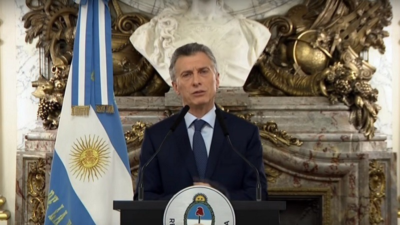 Mauricio Macri anuncia nuevas medidas de austeridad en Argentina