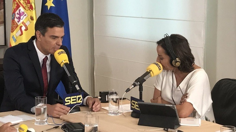 Pedro Sanchez y Pepa Bueno, en la entrevista de la Cadena Ser. CADENA SER
