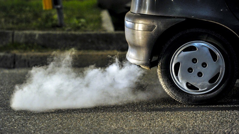 Los estados miembros de la UE acuerdan una mayor contención de las emisiones de CO 2 de los automóviles