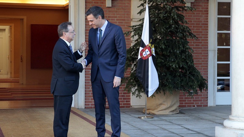 Pedro Sanchez recibe al presidente de la Ciudad Autonoma de Ceuta, Juan Jesus Vivas