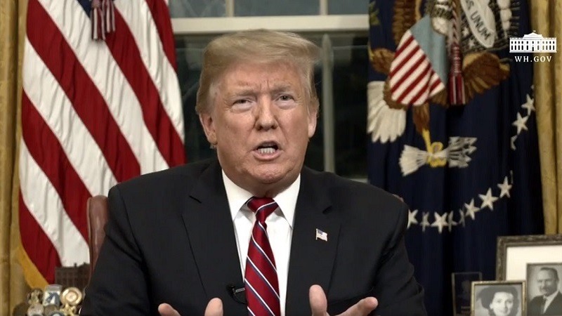 Donald Trump durante su discurso televisado desde la Oficina Oval de la Casa Blanca, el 8 de enero.