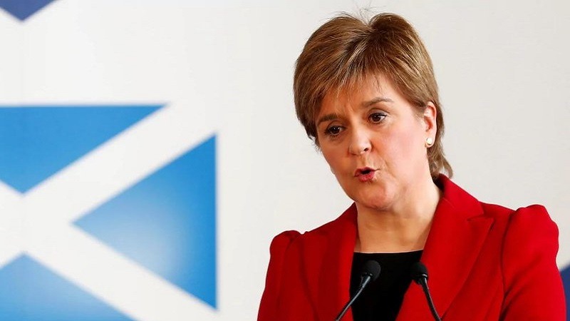 Sturgeon se compromete a celebrar un segundo referéndum sobre la independencia de Escocia antes de mayo de 2021