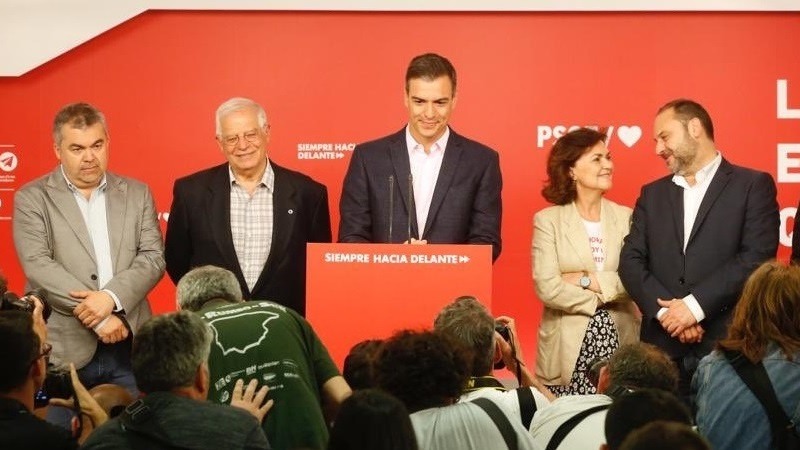 El PSOE gana las elecciones y el PP mantiene el tipo