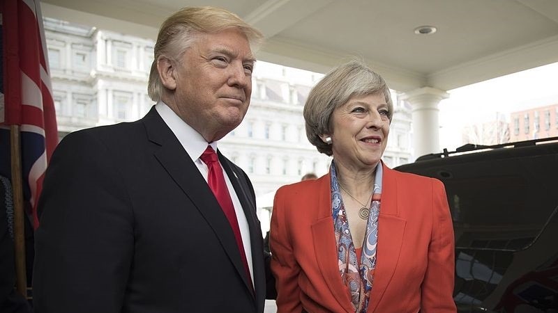 Un Reino Unido agitado por el Brexit despliega la alfombra roja a Donald Trump