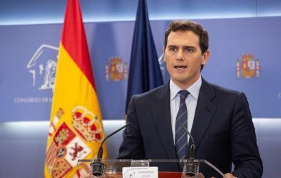 Albert Ribera: “Pido a Sánchez que garantice que no habrá privilegios para los políticos presos”
