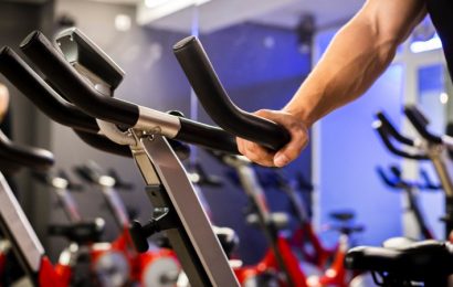 ¿Bicicleta estática o bicicleta de spinning? ¿Cuál elegir?