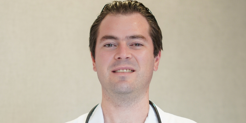 Dr. Fernando González Zorrilla